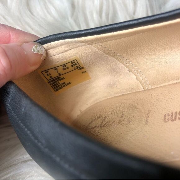 Clarks womens 7 cushion black leather ballet flats round toe career work… - Picture 6 of 7